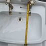 Bathroom sink Image 3