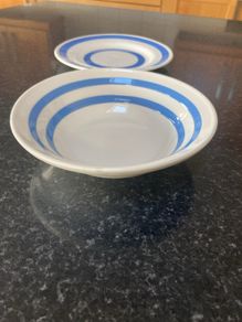 Carrigaline blue & white stripped table ware