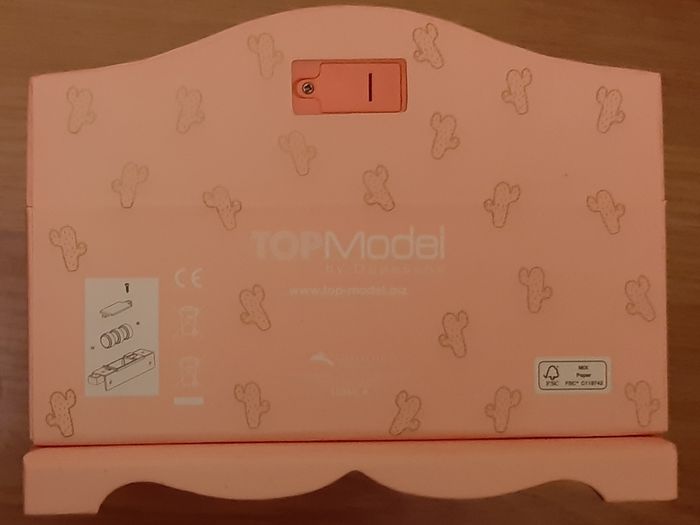 TopModel box with lights
