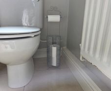 Toilet roll holder
