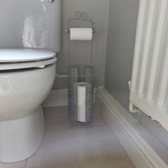 Toilet roll holder