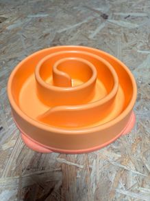 Slow Feeder Dog Bowl (Medium)