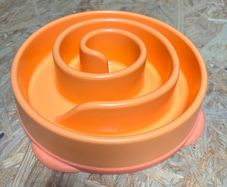 Slow Feeder Dog Bowl (Medium)