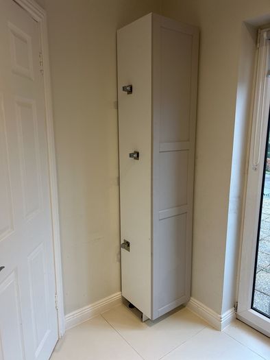 Shaker style METOD IKEA Pantry Style Storage with Chrome Handle