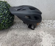 Fox mainframe helmet mips included