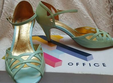 Ladies Shoes