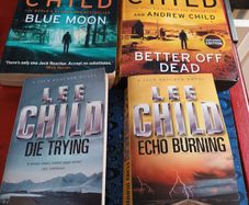 Lee Child... 4 paperbacks