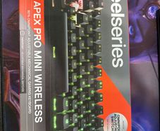 SteelSeries Apex Pro Mini Wireless US like new