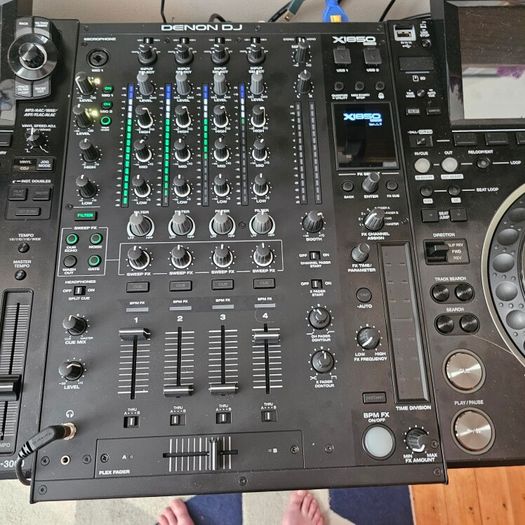 Dj equipment- Denon x1850