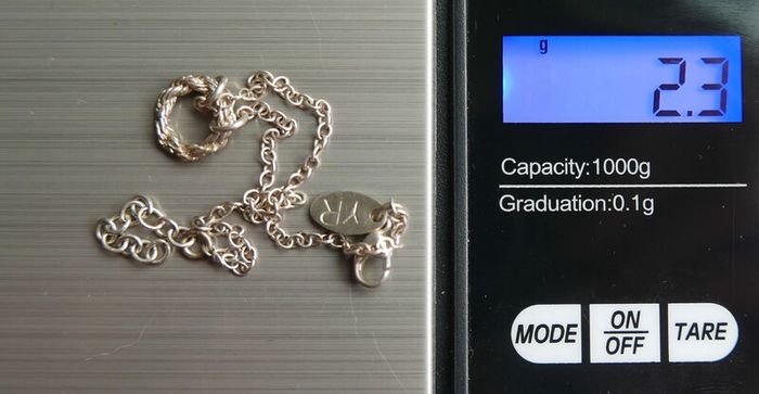 Vintage 925 Sterling Silver Bracelet with Twisted Circle Charm