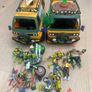Teenage Mutant Ninja Turtles bundle - 2 vans, figures and accessories Image 2