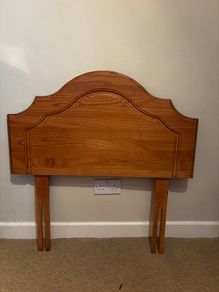Wooden headboard single