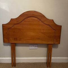 Wooden headboard single