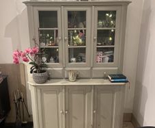 Dresser 6 door