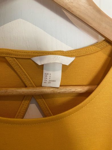 H&M dress size small