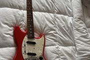 Squier - Mustang w/ Hot Rail