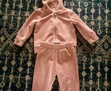 Guess pink outfit