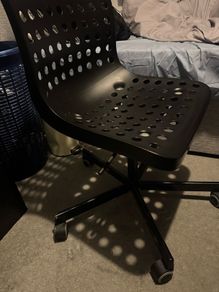 Desk chair