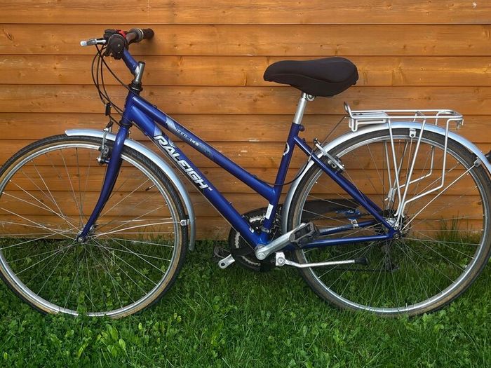 Mens and Ladies Bikes.