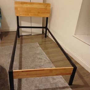 Single bed frame