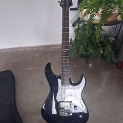 Yamaha Pacifica 212V Flamed Maple Silent Practice