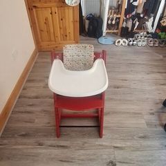Stokke Feeding Chair