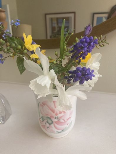 Cacharel Anais Anais Royal Doulton Toothbrush holder or vase