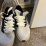 nike runners 30 each size 4and a half Image 2