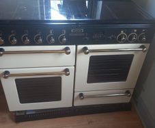full gas leasure cooker plus hot plate and grill