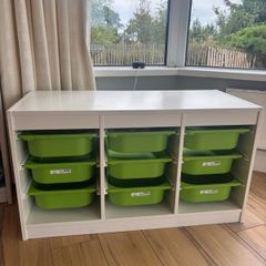 Trofast unit and drawers