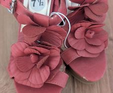 Madden girl.wedges usa7.5.uK 5