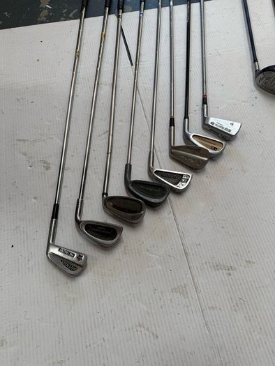 set golf clubs