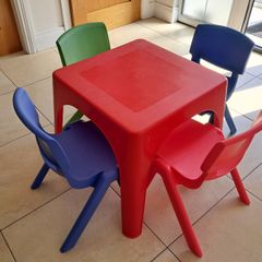 Childrens table & chair set