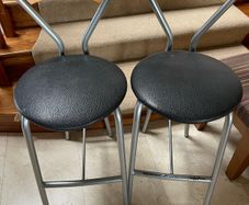 2 x Matching Kitchen Island Breakfast Bar High Stools - Can Deliver