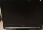 Samsung Sync master 225MW 22 -inch HDTV and DVD player