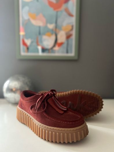 Clarks tornhill burgundy