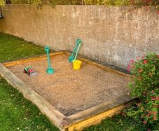 Sand Pit & Kids Dumper (Free)