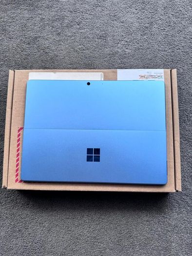 Microsoft Surface Pro Copilot+ PC (11th Edition)