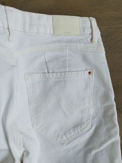The Magic Jeans M and S - Size 12 Short - NEW