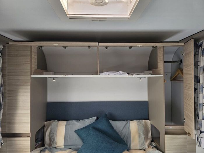 Premium Adria Altea 622 DP Dart Caravan