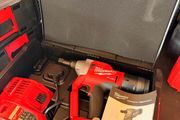 Milwaukee Lockbolt M18