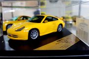 Porsche 911 Gt3 1:43 Model Reduced To Clear