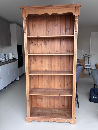 Bookshelf