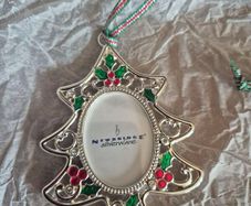 Newbridge Silver Christmas Holly Tree Photo Frame Decoration
