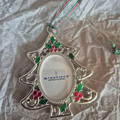 Newbridge Silver Christmas Holly Tree Photo Frame Decoration