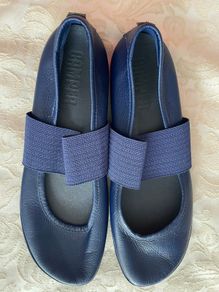 Camper Right Soft Leather Ballet Flats / Mary Jane Shoes - Size 40 - Like New