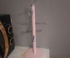 pink mug tree