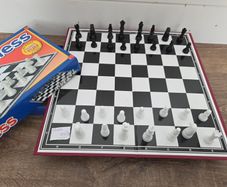 Chess board game