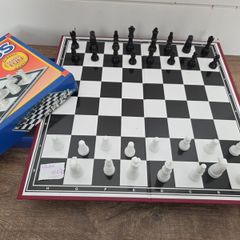 Chess board game