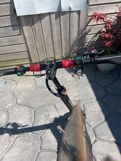 electric scooter